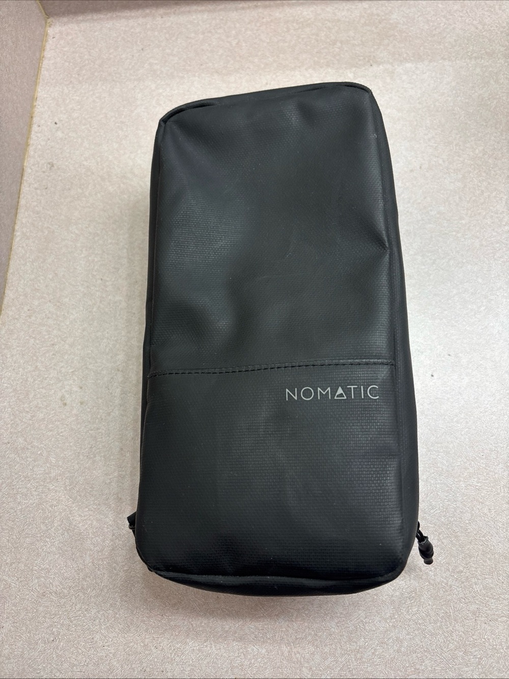 Nomatic Toiletry Bag 2.0 Men’s Large Black Dopp Travel Case Bag